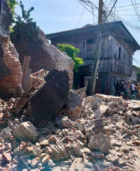 Abra niyanig ng magnitude 7 na lindol .